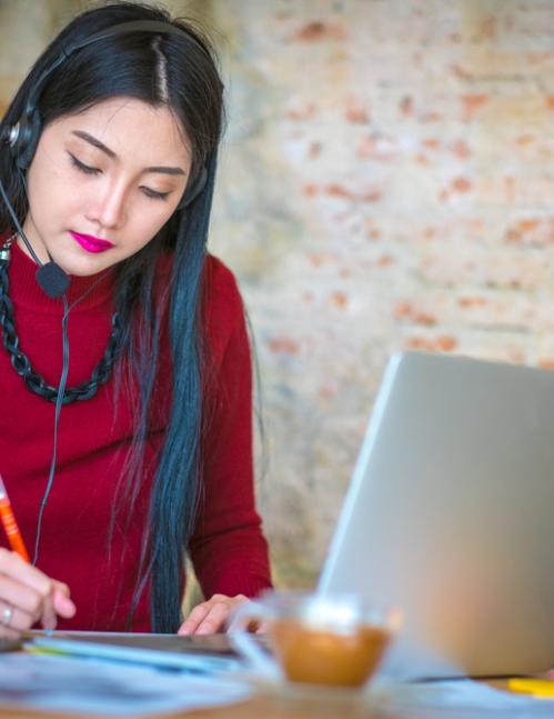 customer-service-work-at-home-image